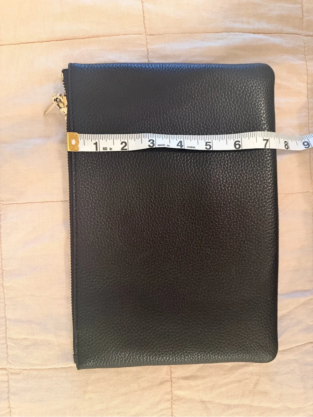 Kate Spade (LARGE!)Jackson Street Finley Black Leather Wristlet Clutch pouch